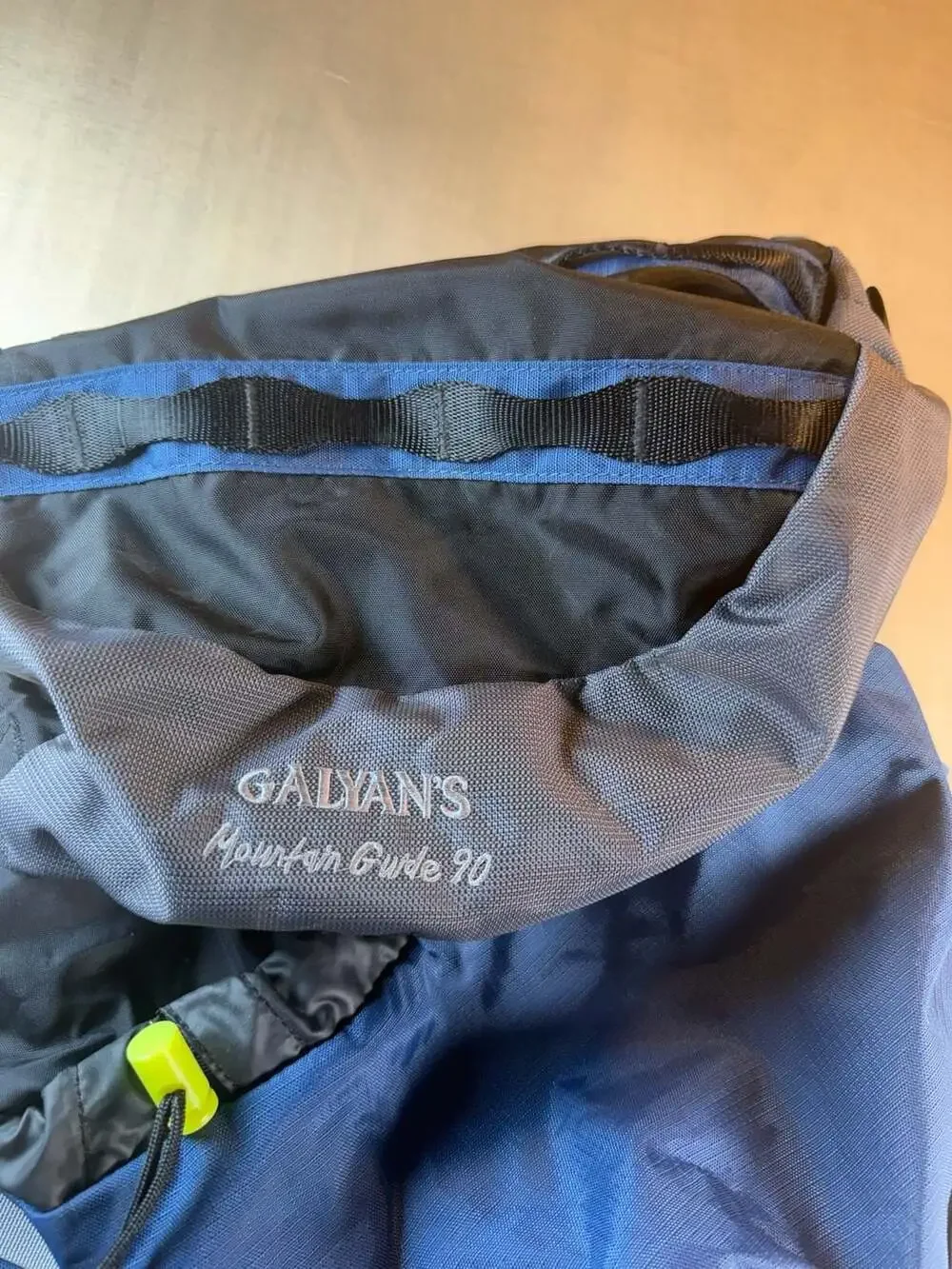 Galyan’s Mountain Guide 90 (90 L). Galyan’s